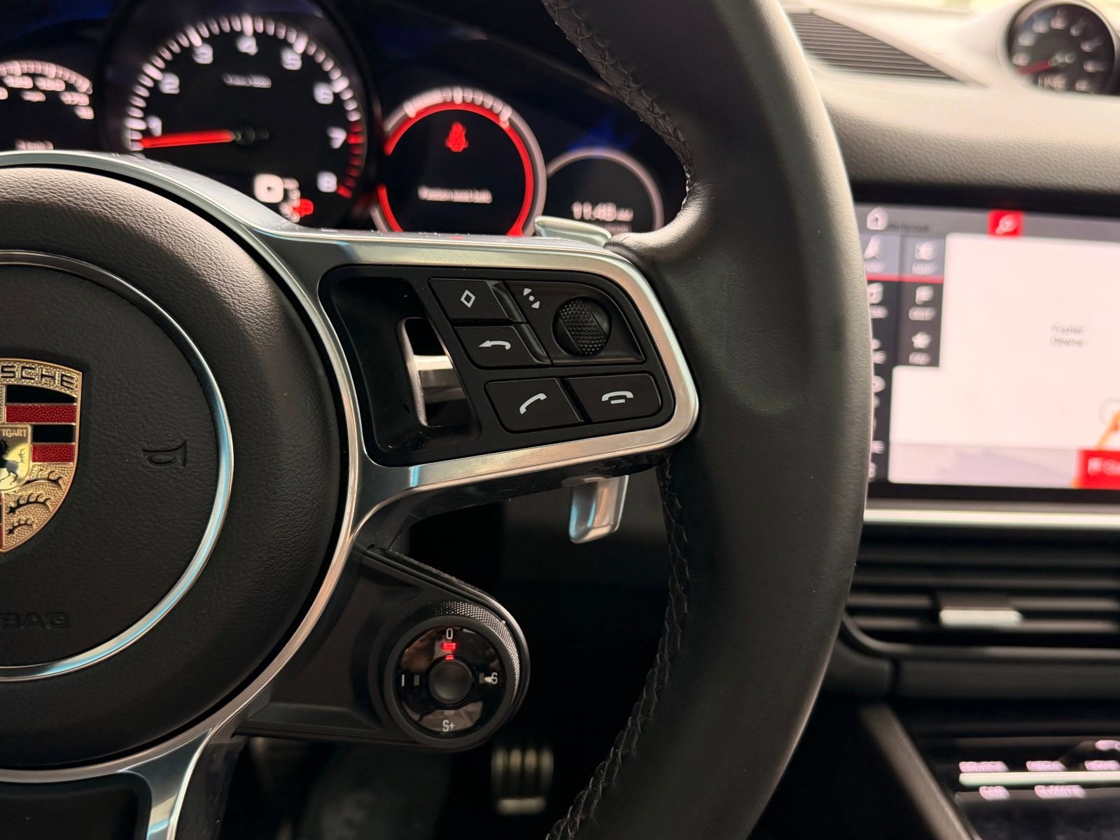 Used 2020 Porsche Cayenne S AWD/4WD image 51