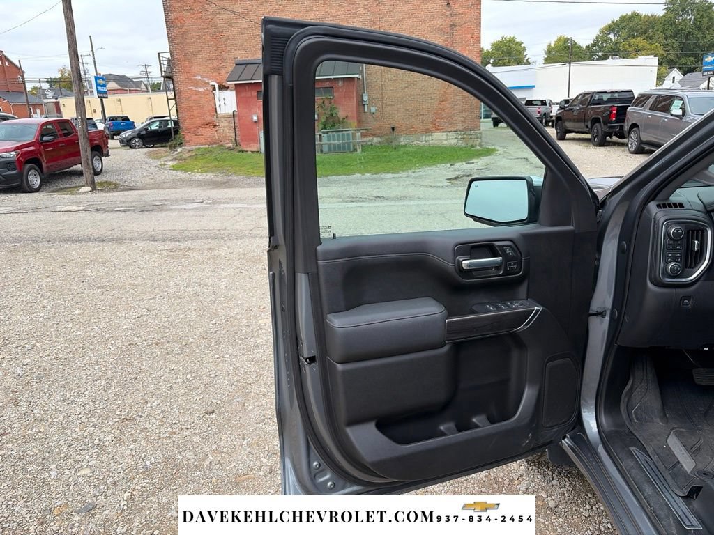 Used 2021 Chevrolet Silverado 1500 LTZ AWD/4WD image 9