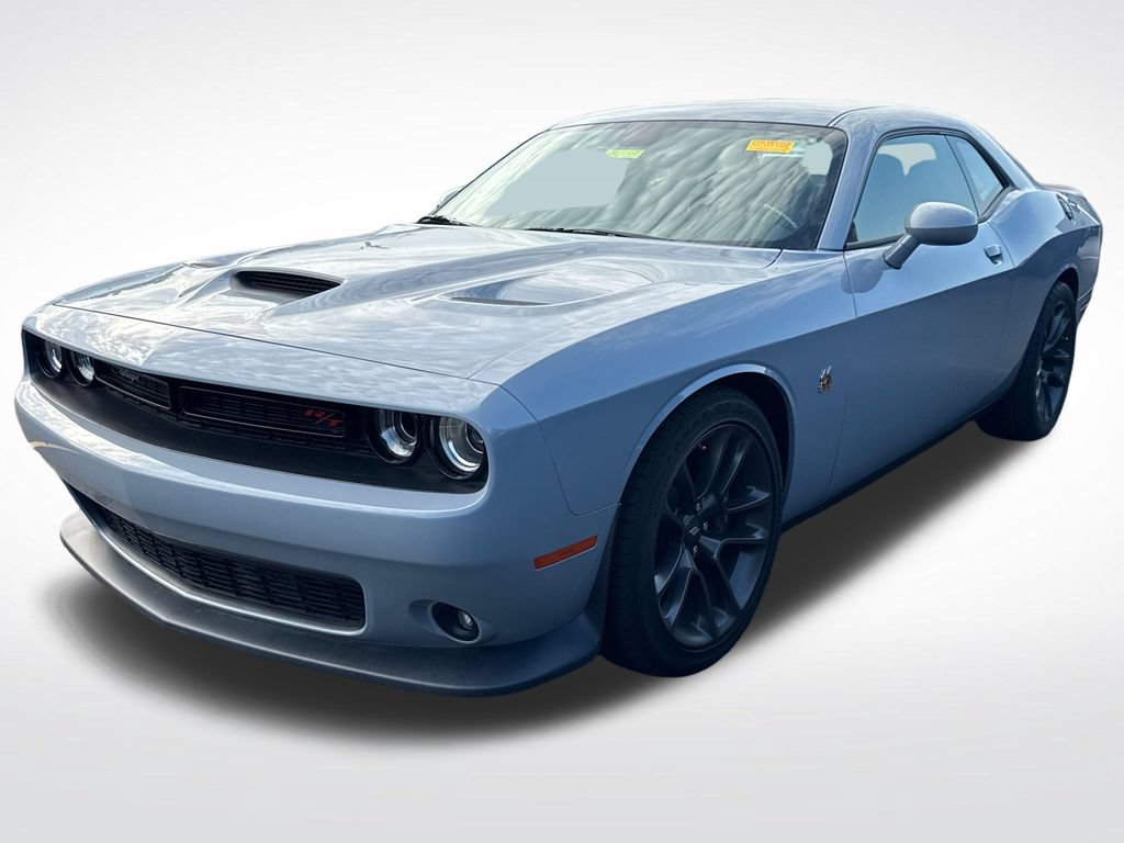 Used 2021 Dodge Challenger R/T Scat Pack RWD image 6