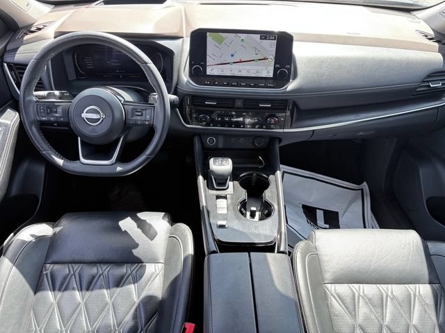 Used 2022 Nissan Rogue Platinum w/ Head-Up Display Package FWD image 8