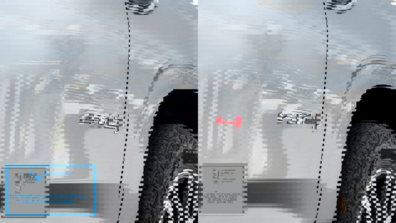 Used 2023 GMC Yukon AT4 w/ Max Trailering Package AWD/4WD image 9