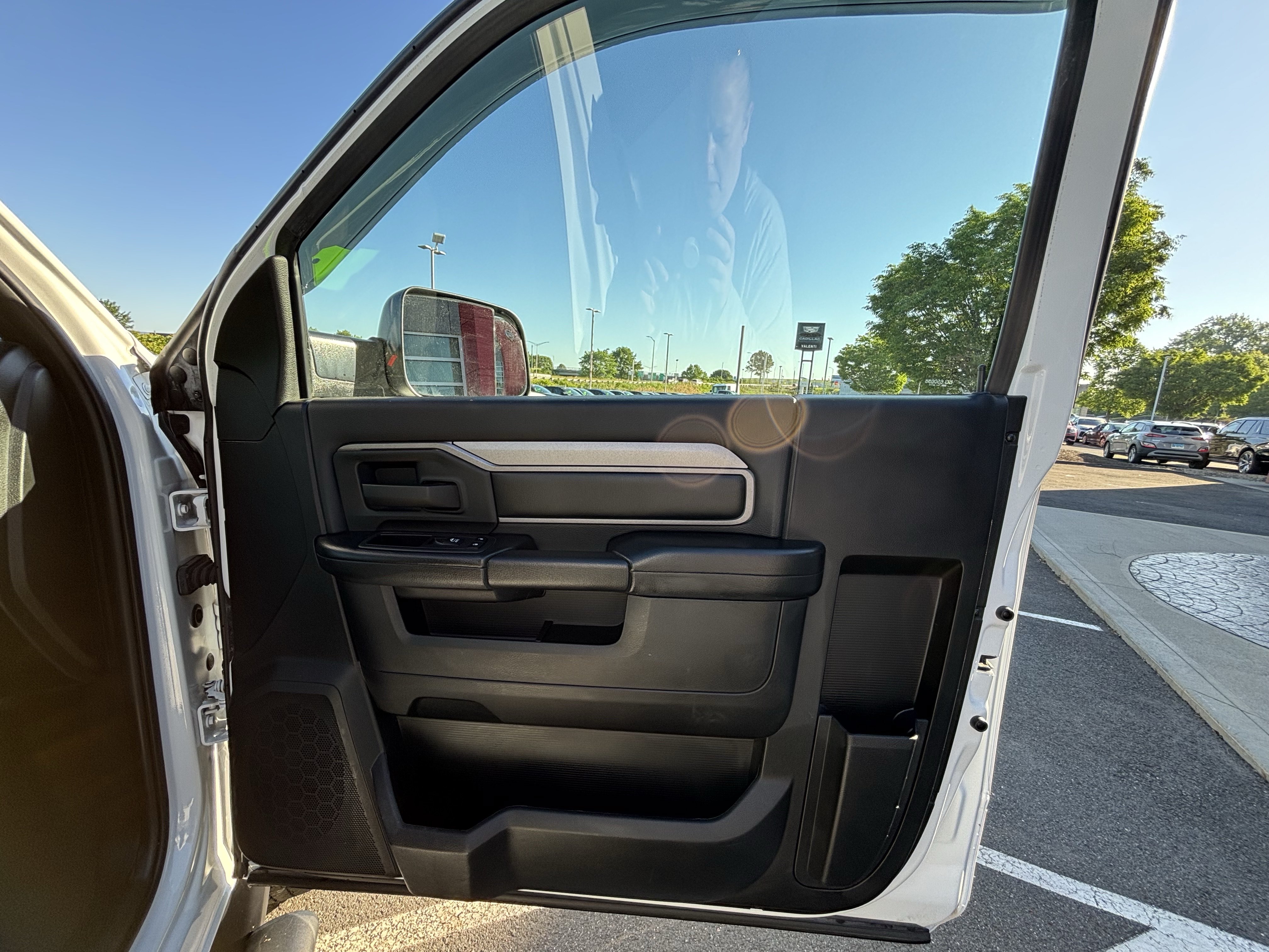 Used 2022 RAM 2500 Tradesman AWD/4WD image 39