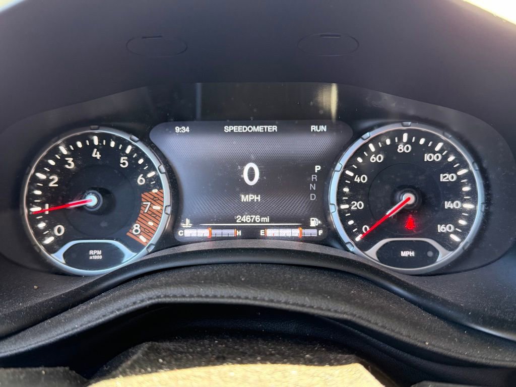 Used 2022 Jeep Renegade Latitude w/ Sun/Sound Group image 18