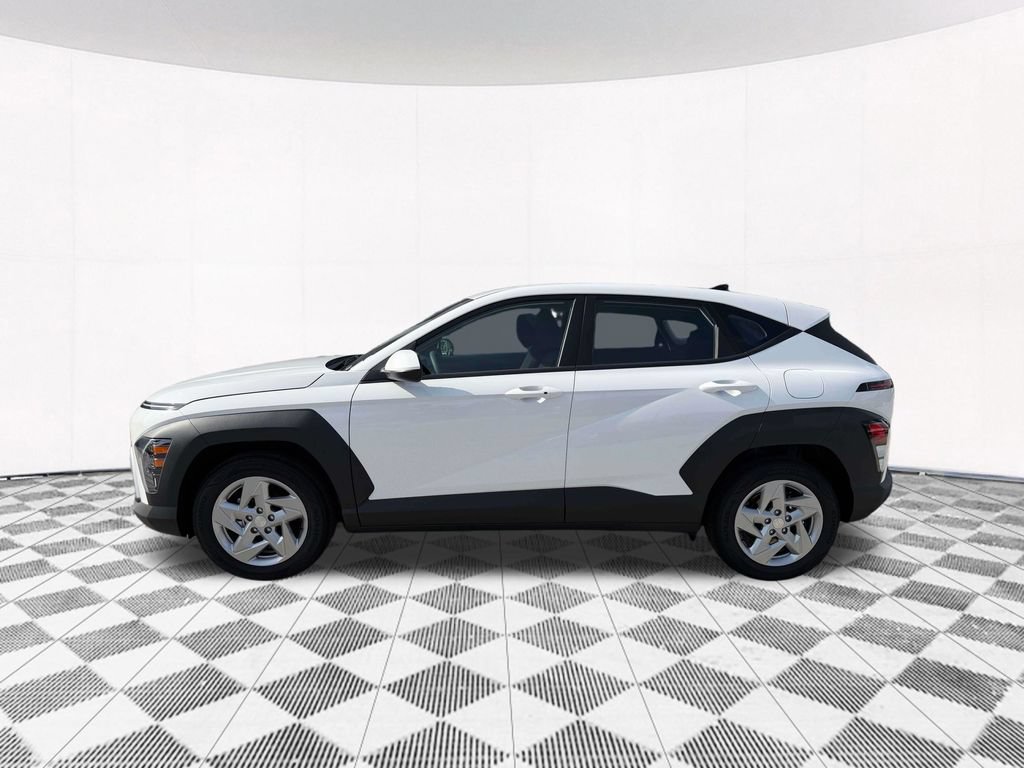 New 2027 Hyundai Kona SE FWD image 3