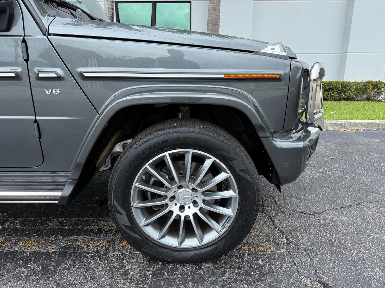 Used 2021 Mercedes-Benz G 550 image 3