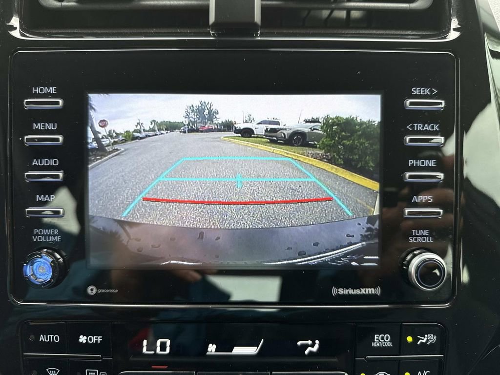 Used 2022 Toyota Prius FWD image 30