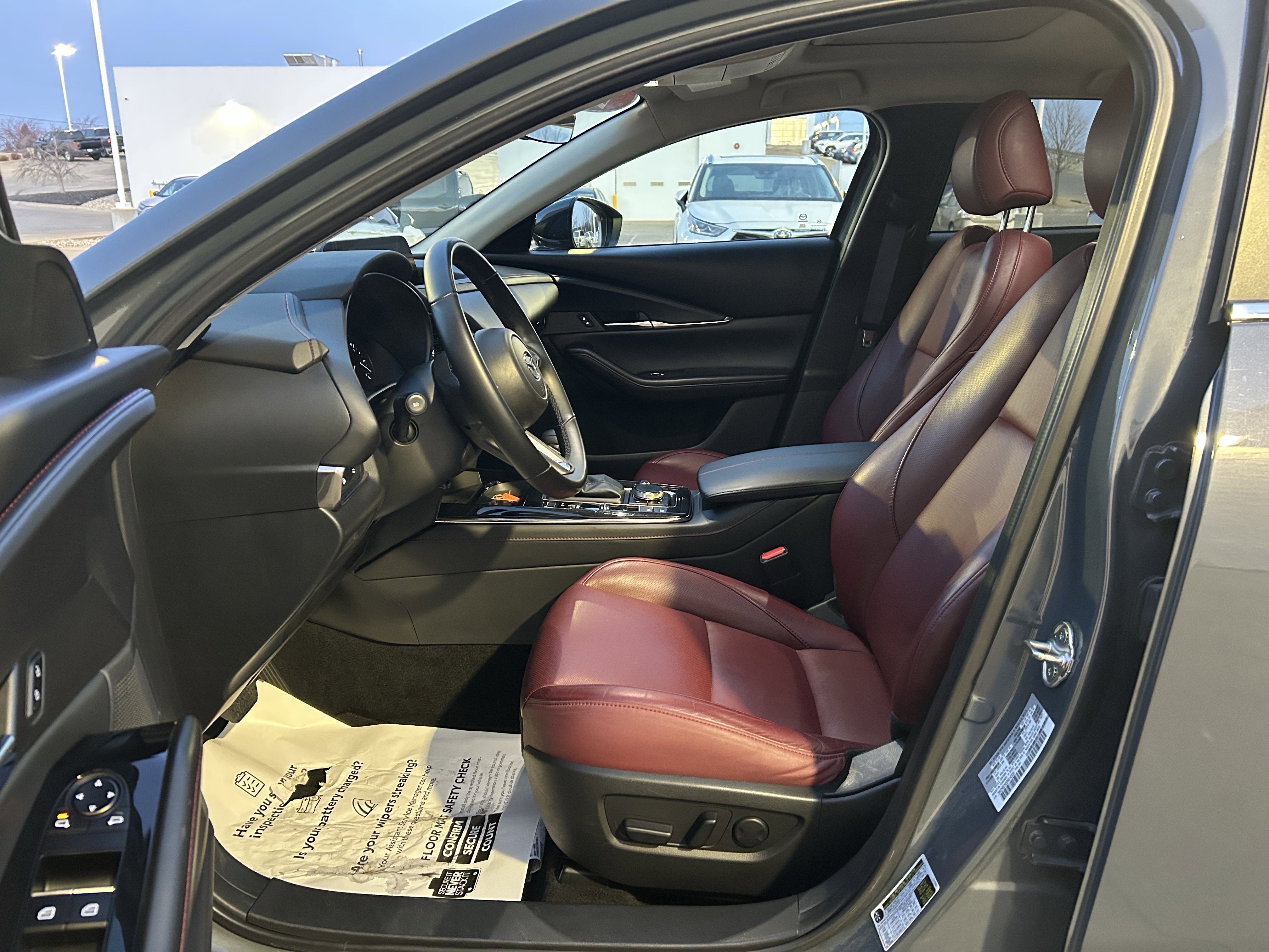 Used 2025 MAZDA CX-30 AWD 2.5 S w/ Preferred Package image 13