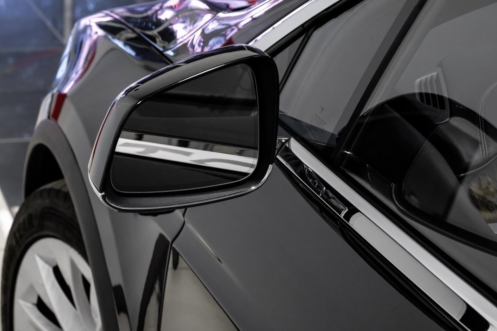 Used 2018 Tesla Model X P100D image 40