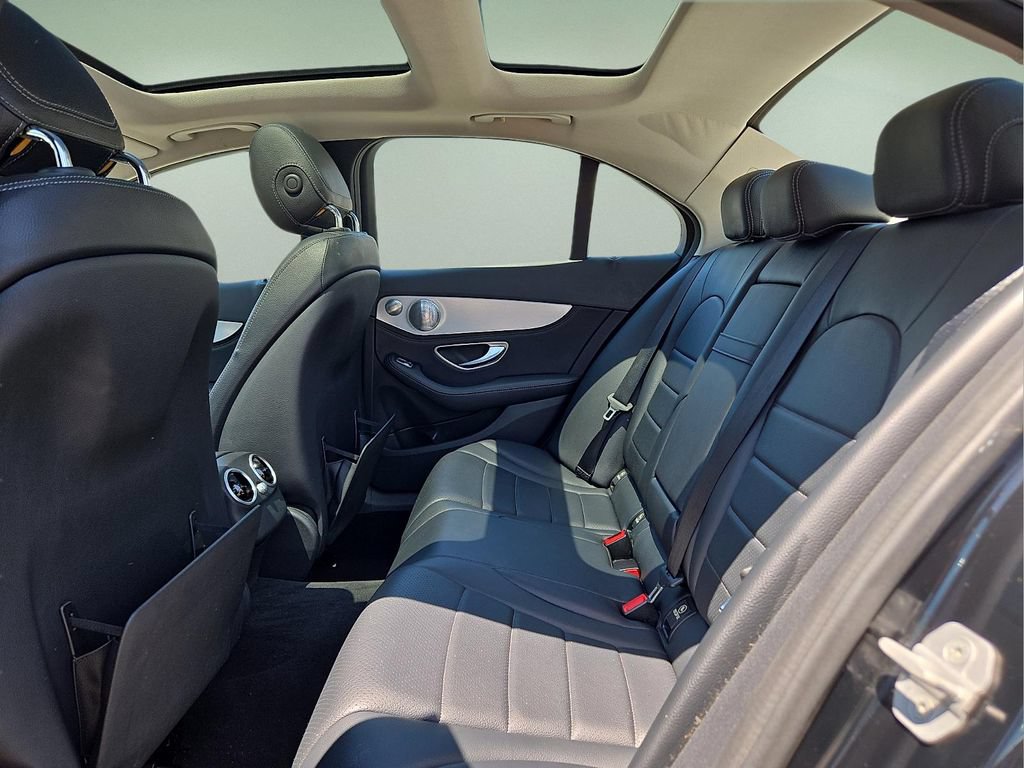 Used 2015 Mercedes-Benz C 300 4MATIC Sedan w/ Multimedia Package image 10