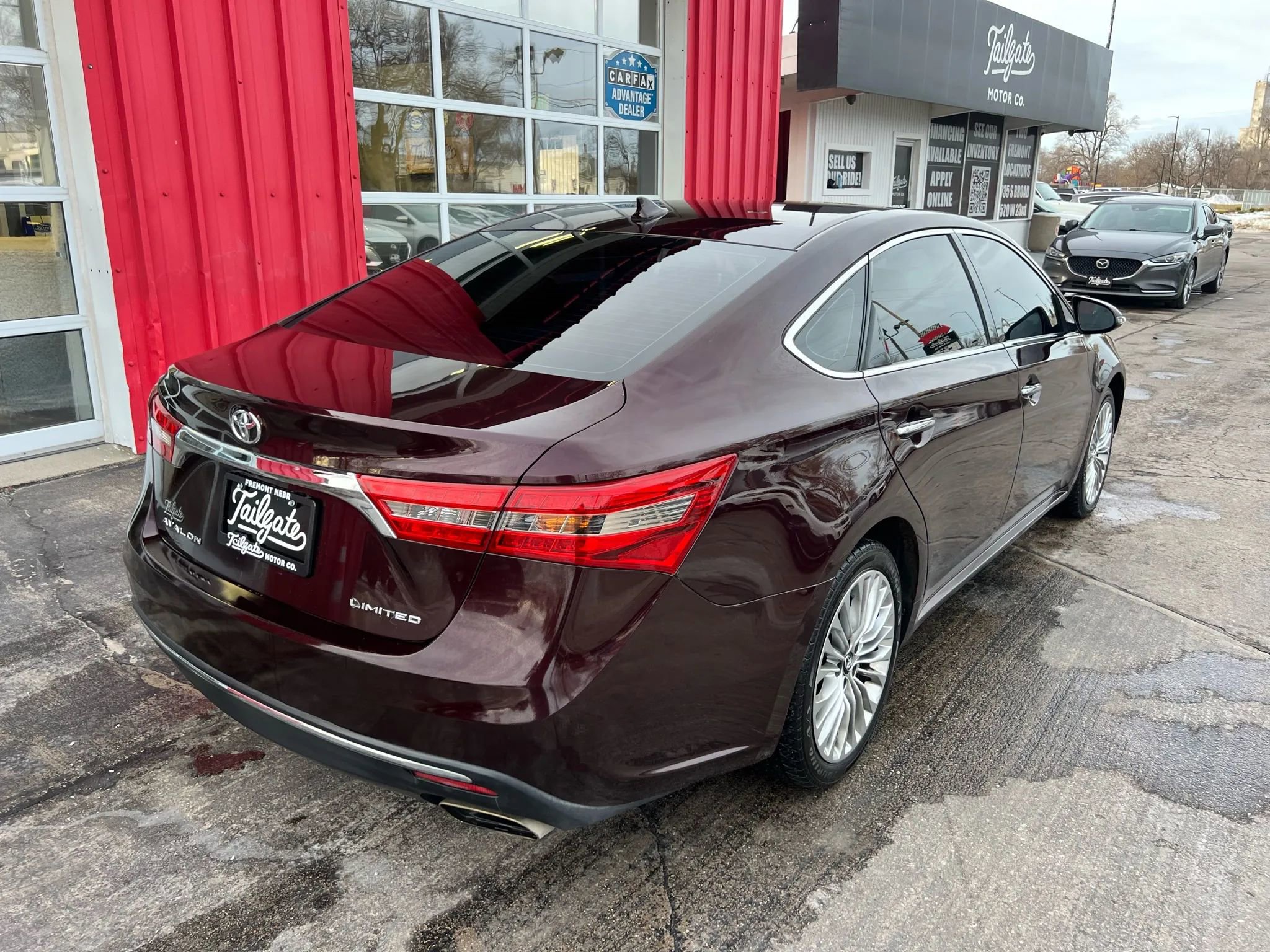 Used 2018 Toyota Avalon Limited image 7
