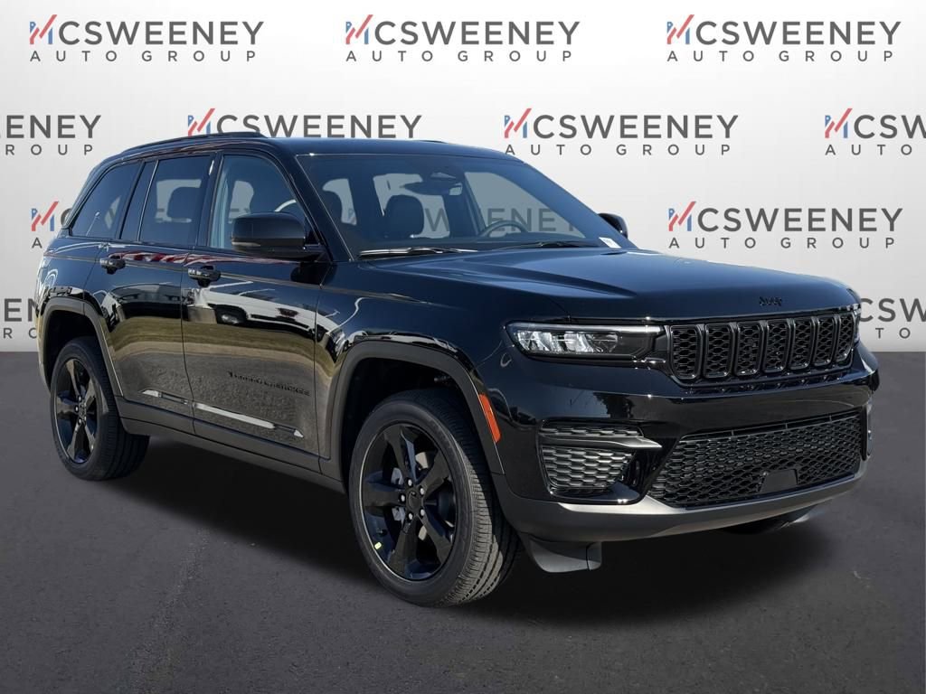 New 2025 Jeep Grand Cherokee Altitude image 7