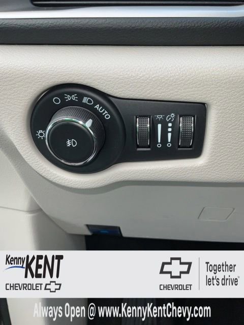 Used 2023 Chrysler Pacifica Touring-L image 26