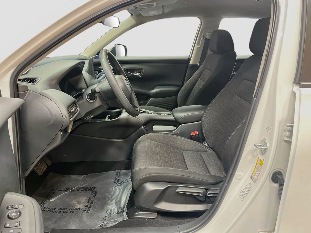 Used 2025 Honda HR-V LX image 19