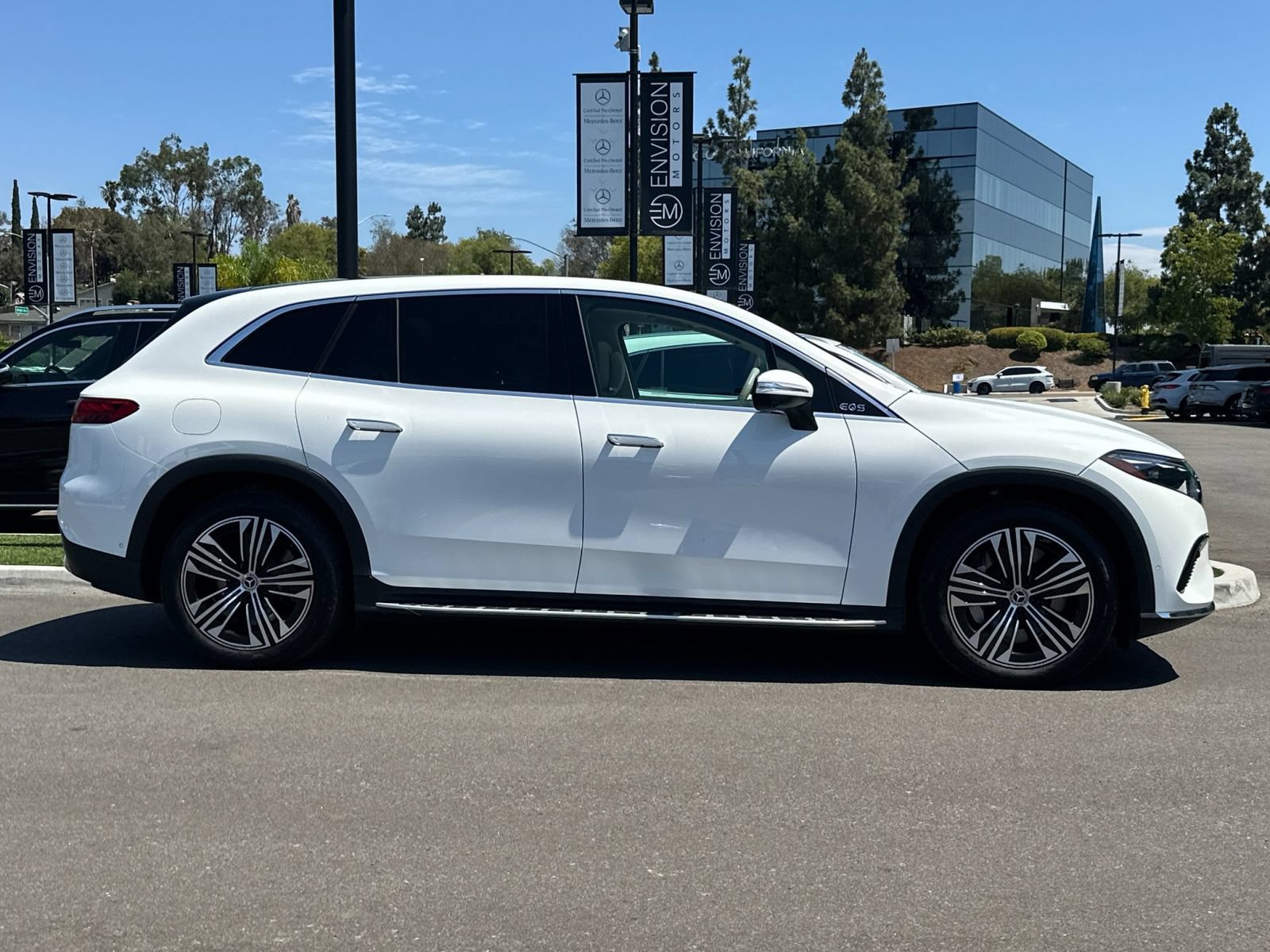 Certified 2024 Mercedes-Benz EQS 450+ SUV image 2