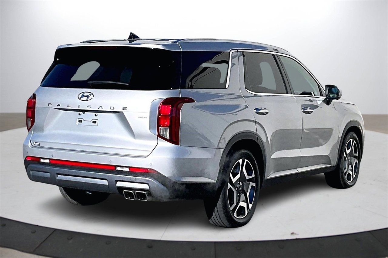 Used 2023 Hyundai Palisade SEL image 9
