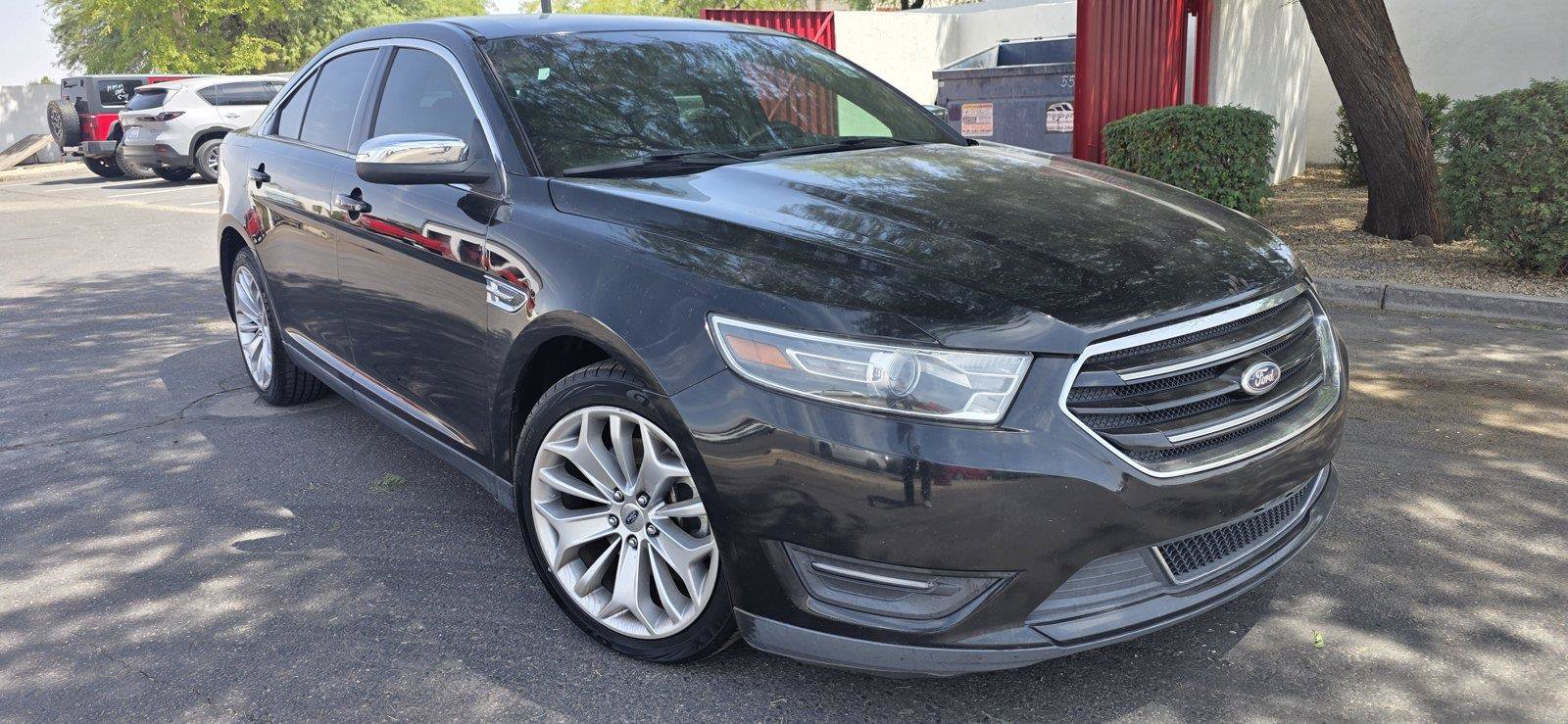 Used 2016 Ford Taurus Limited FWD image 3