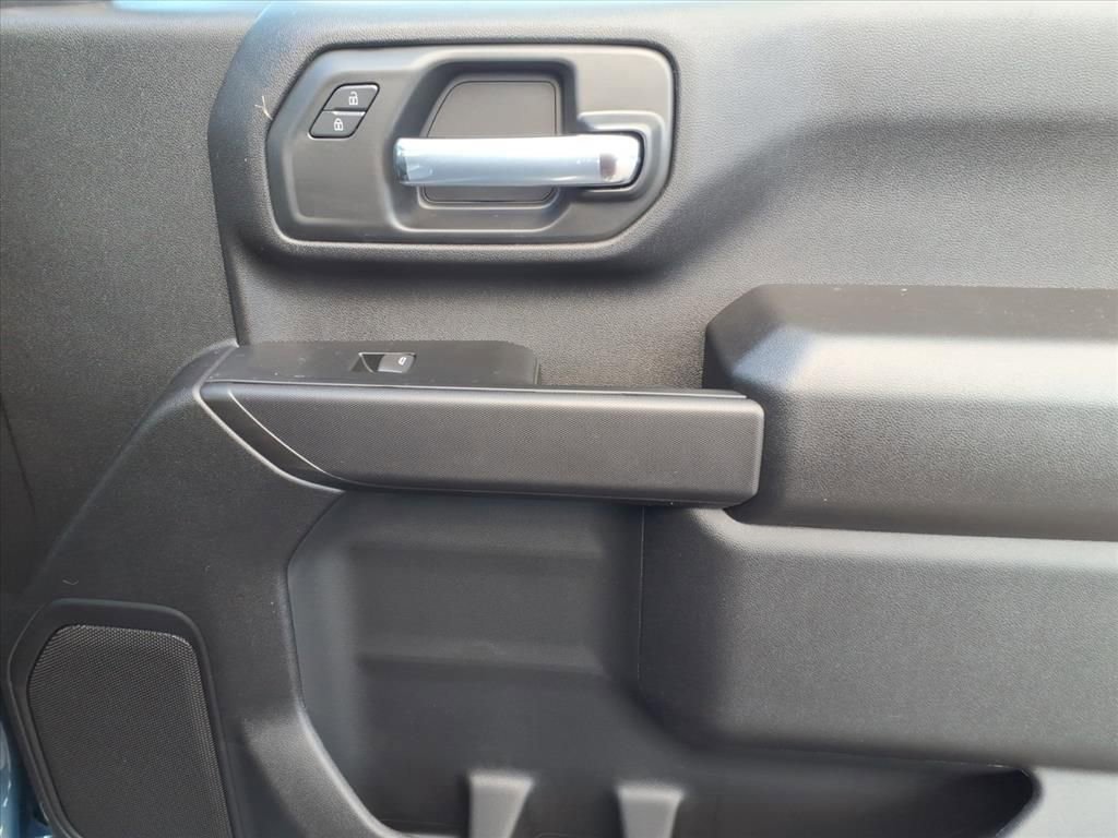 New 2026 Chevrolet Silverado 2500 Custom w/ Custom Convenience Package image 19