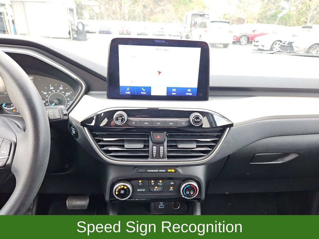 Used 2022 Ford Escape SE image 15