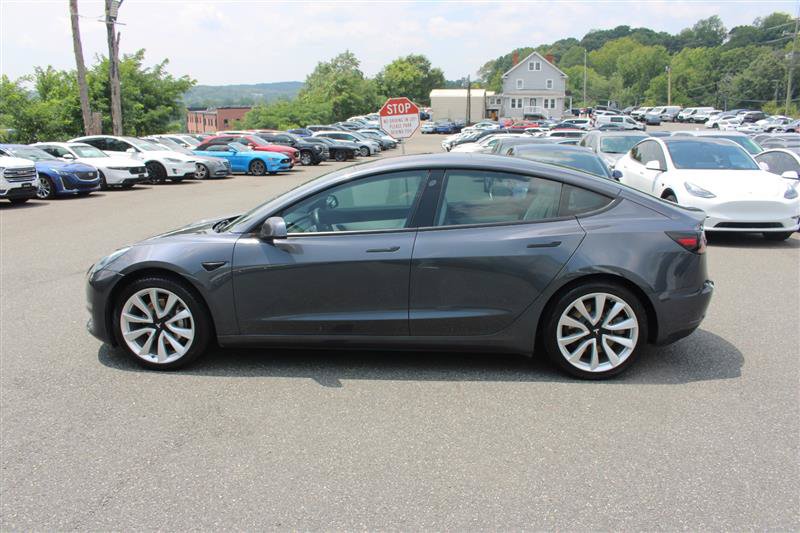 Used 2018 Tesla Model 3 Mid Range RWD image 4