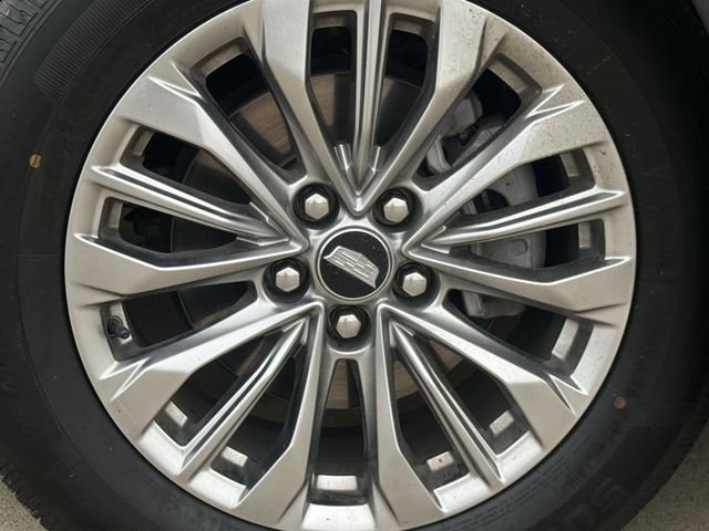 Used 2024 Cadillac XT4 Premium Luxury FWD image 10