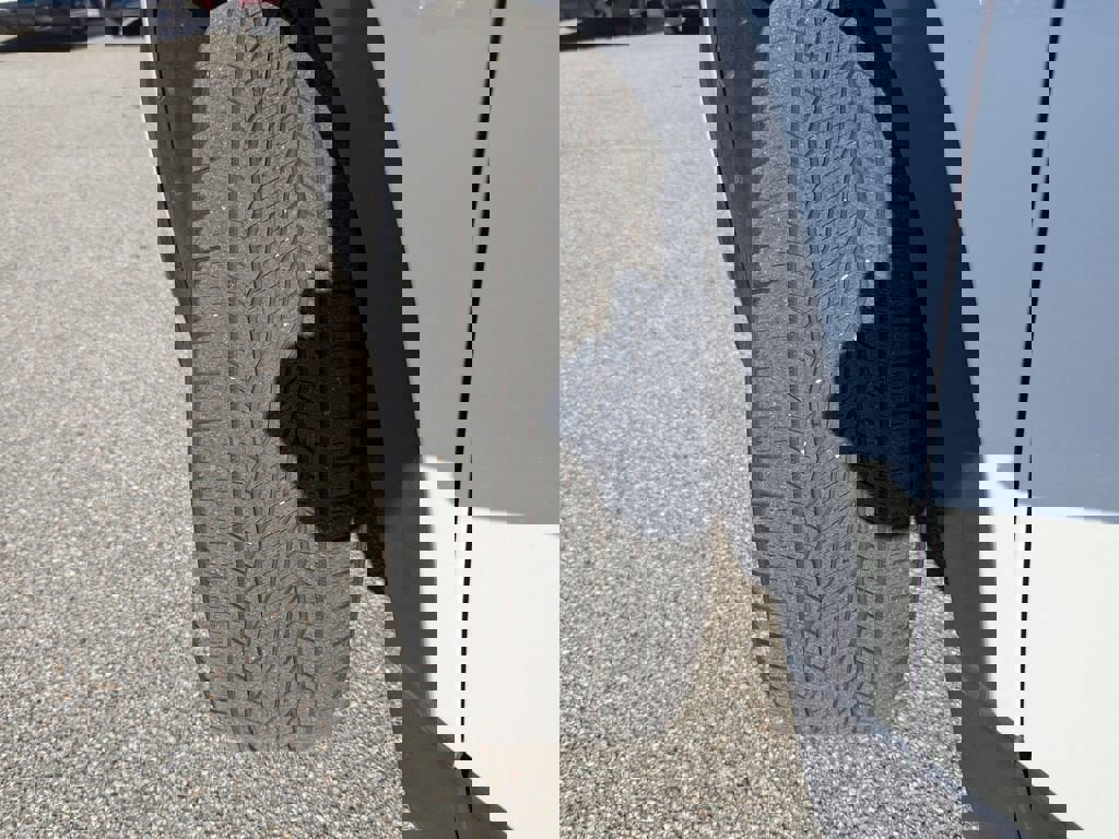 Used 2020 Chevrolet Traverse LT w/ LT Premium Package image 33