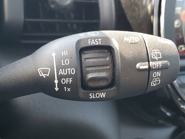 Used 2020 MINI Cooper 4-Door Hardtop FWD image 12