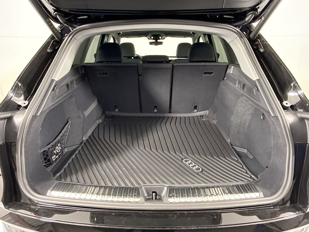 Used 2026 Audi Q5 Premium w/ Convenience Package AWD/4WD image 29
