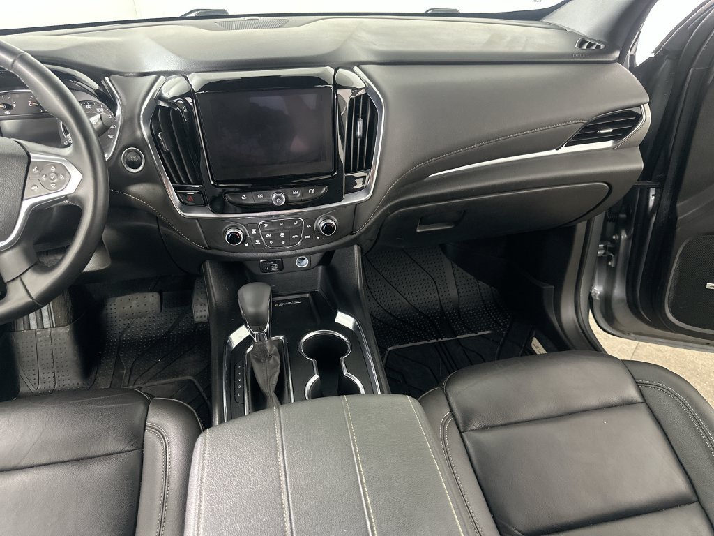 Used 2023 Chevrolet Traverse LT w/ LT Premium Package FWD image 22