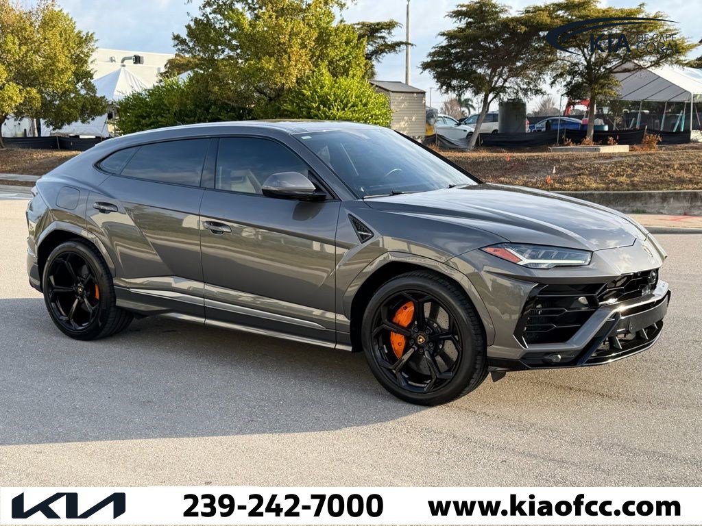 Used 2021 Lamborghini Urus image 14