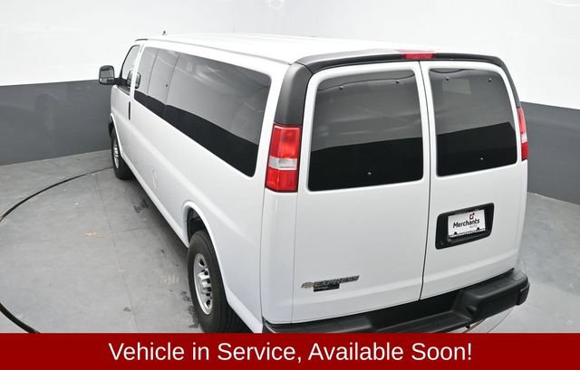 Used 2024 Chevrolet Express 3500 LS RWD image 27