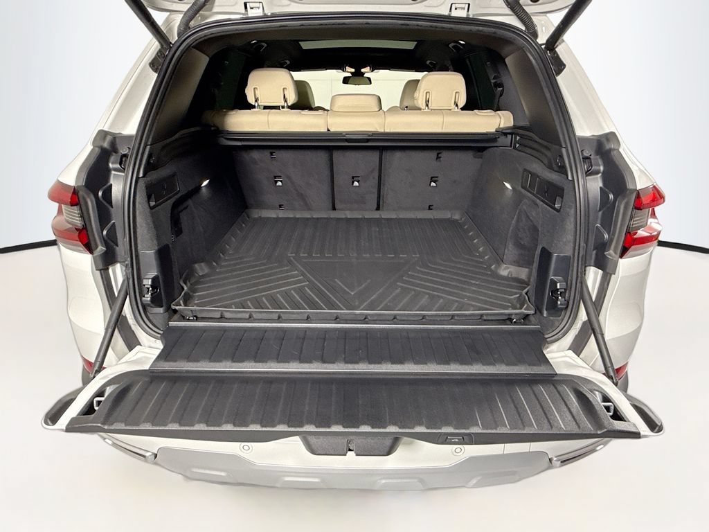 Used 2022 BMW X5 sDrive40i w/ Parking Assistance Package RWD image 28