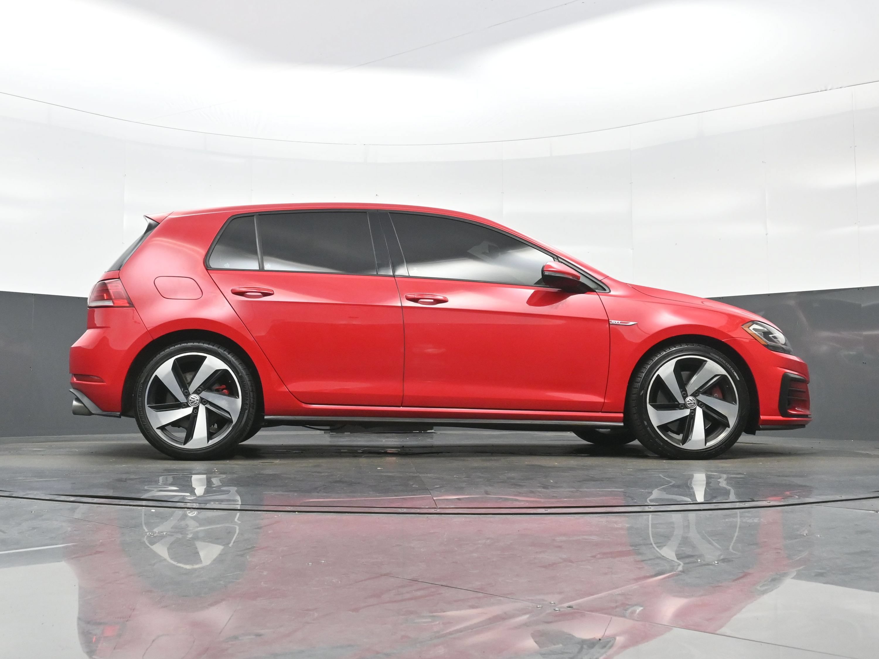 Used 2019 Volkswagen GTI SE w/ SE Experience Package FWD image 33