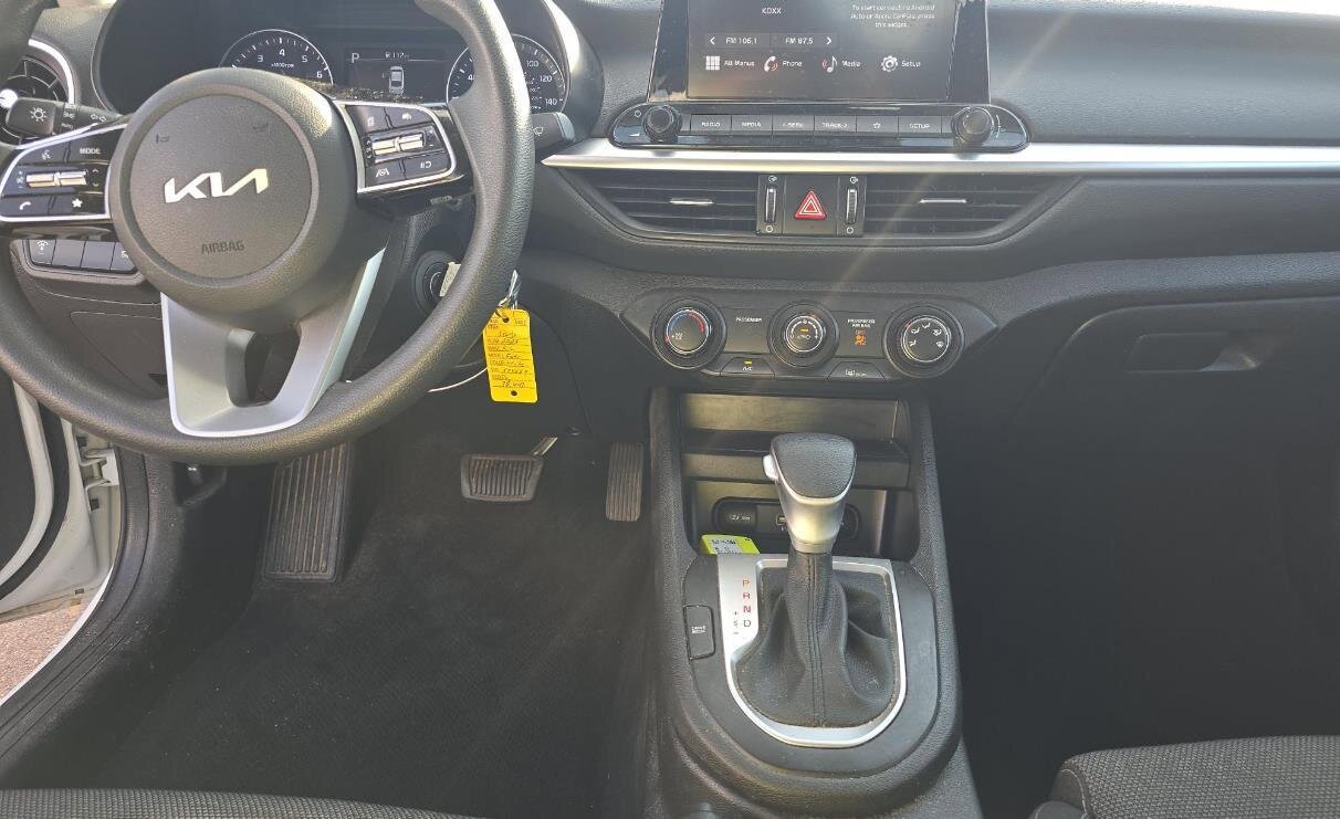 Used 2023 Kia Forte LXS image 5
