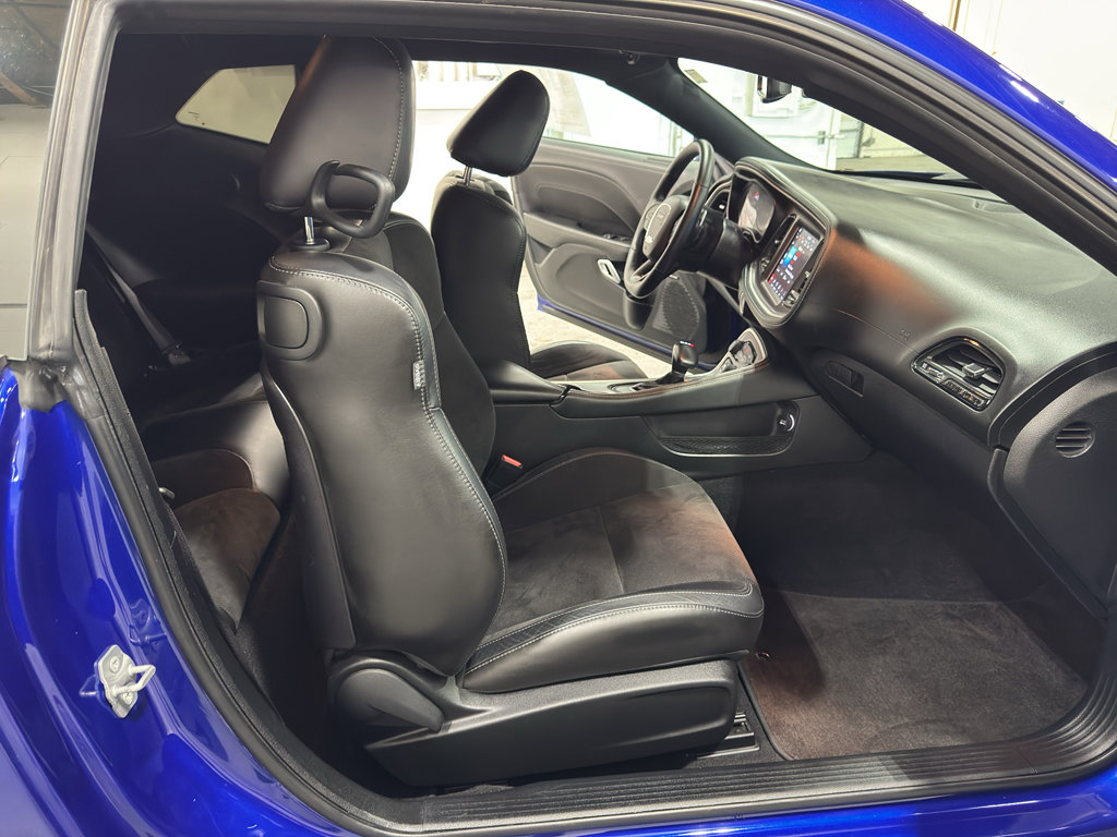 Used 2022 Dodge Challenger R/T Scat Pack RWD image 28