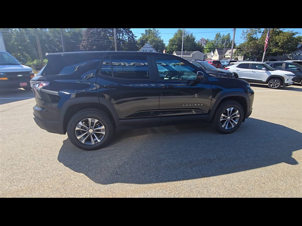 New 2026 Chevrolet Equinox LT w/ Convenience Package II image 9