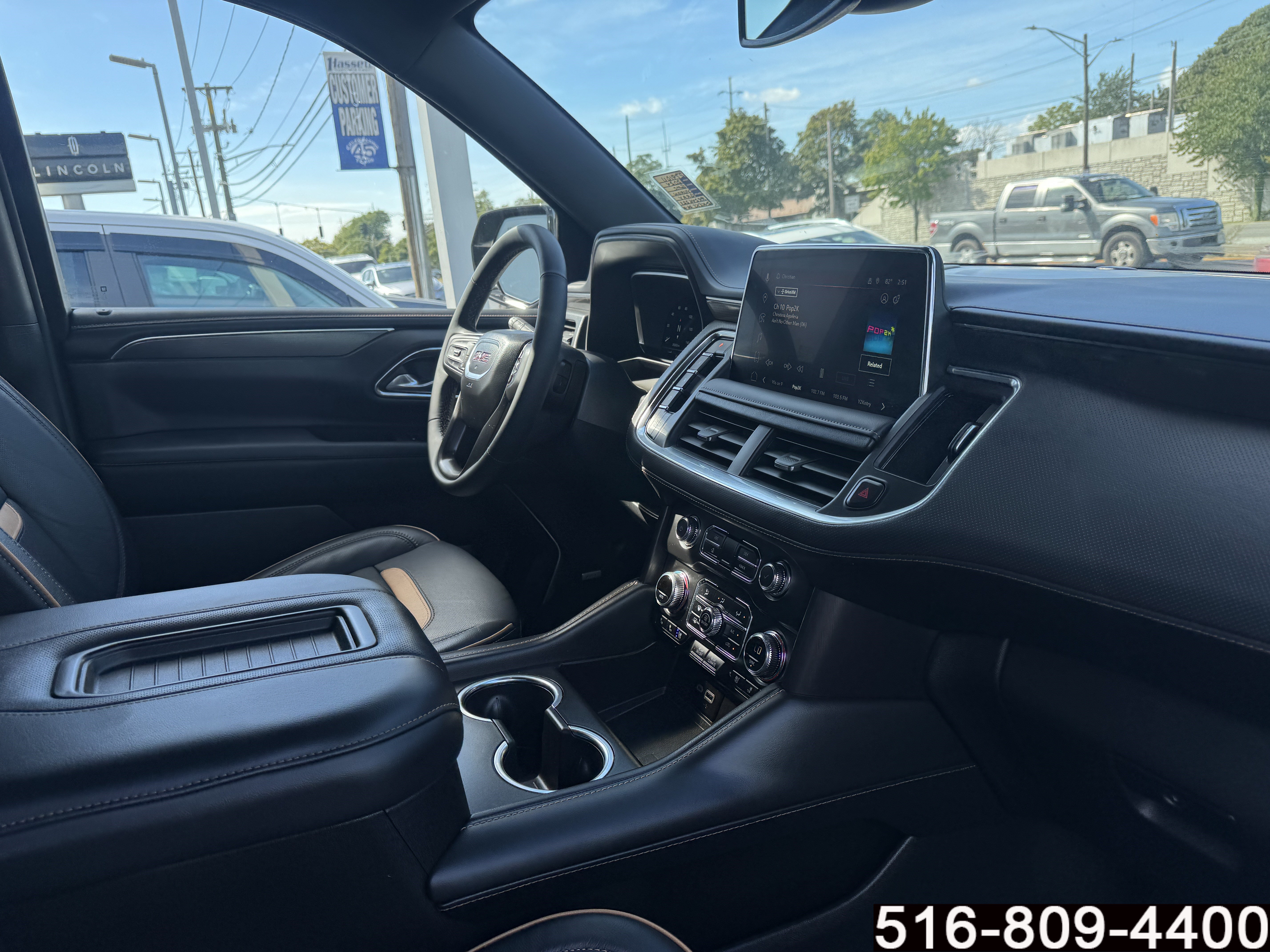 Used 2024 GMC Yukon AT4 AWD/4WD image 27