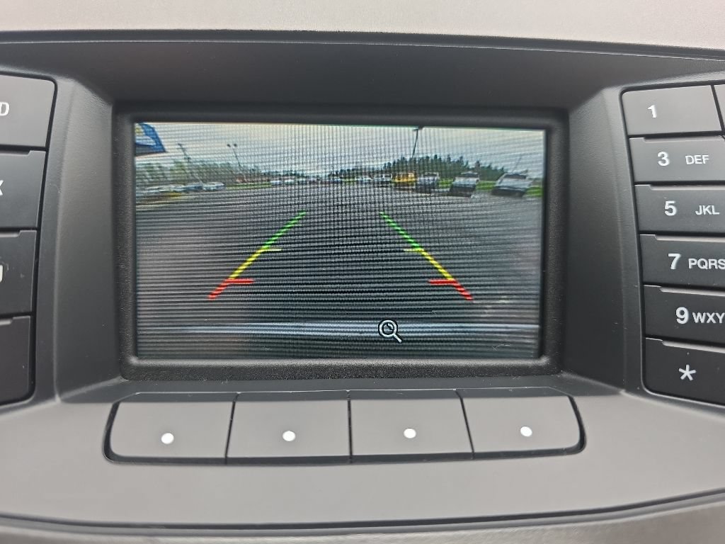 Used 2019 Ford Taurus SE FWD image 21