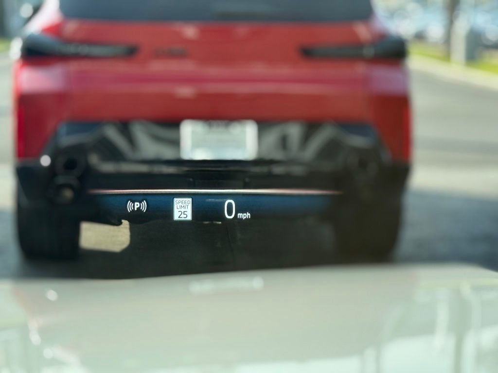 Certified 2023 BMW 740i w/ Executive Package image 25