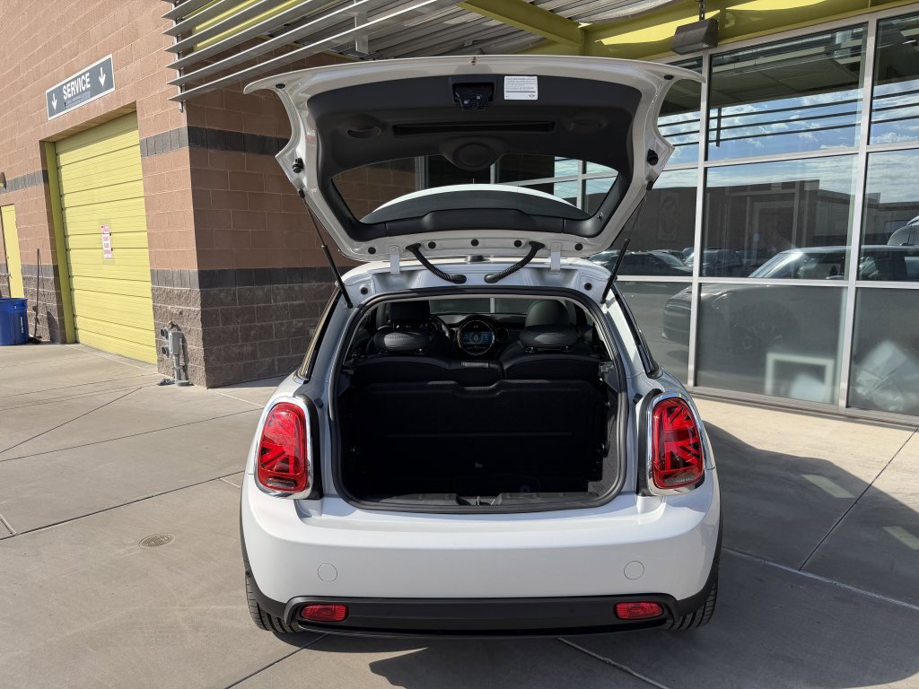 Used 2023 MINI Cooper SE image 33