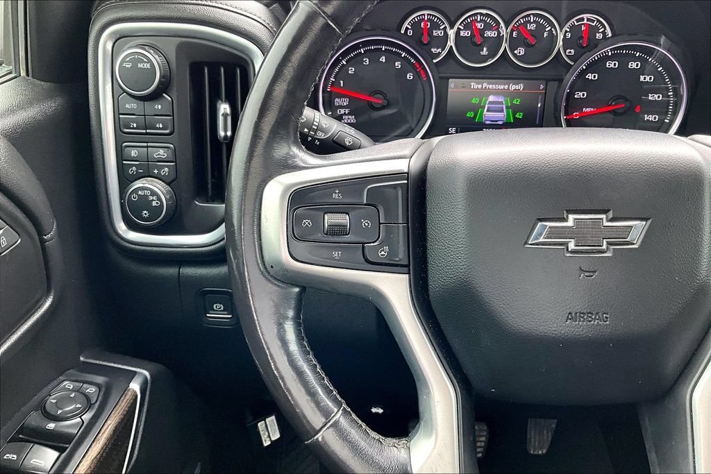 Used 2020 Chevrolet Silverado 1500 LT Trail Boss AWD/4WD image 16