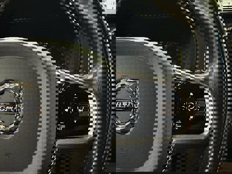 Used 2016 Volvo XC90 T8 Inscription w/ Vision Package image 29