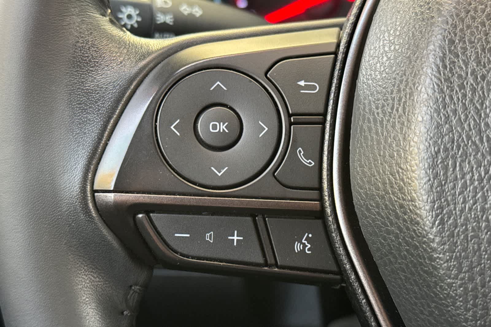 Used 2023 Toyota Camry XSE FWD image 24