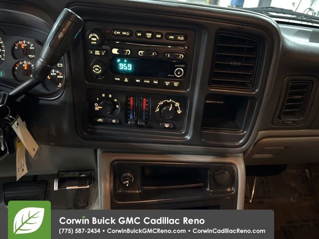 Used 2004 Chevrolet Tahoe Z71 w/ Z71 Preferred Equipment Group AWD/4WD image 23