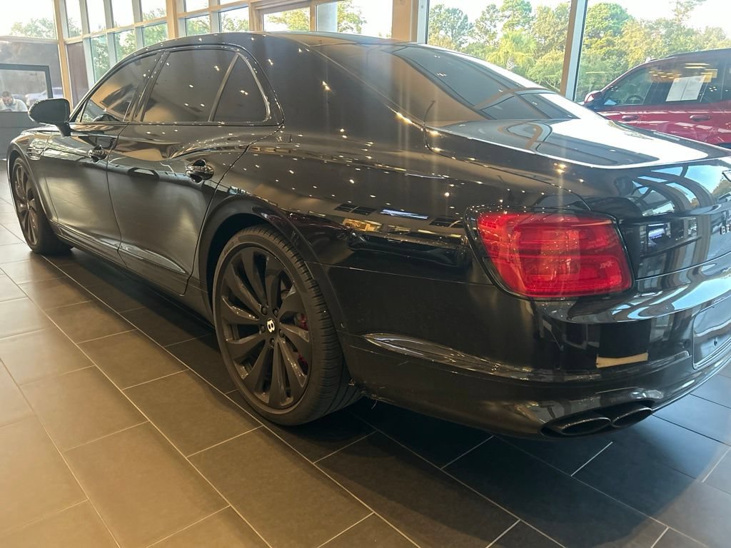 Used 2022 Bentley Flying Spur V8 AWD/4WD image 6