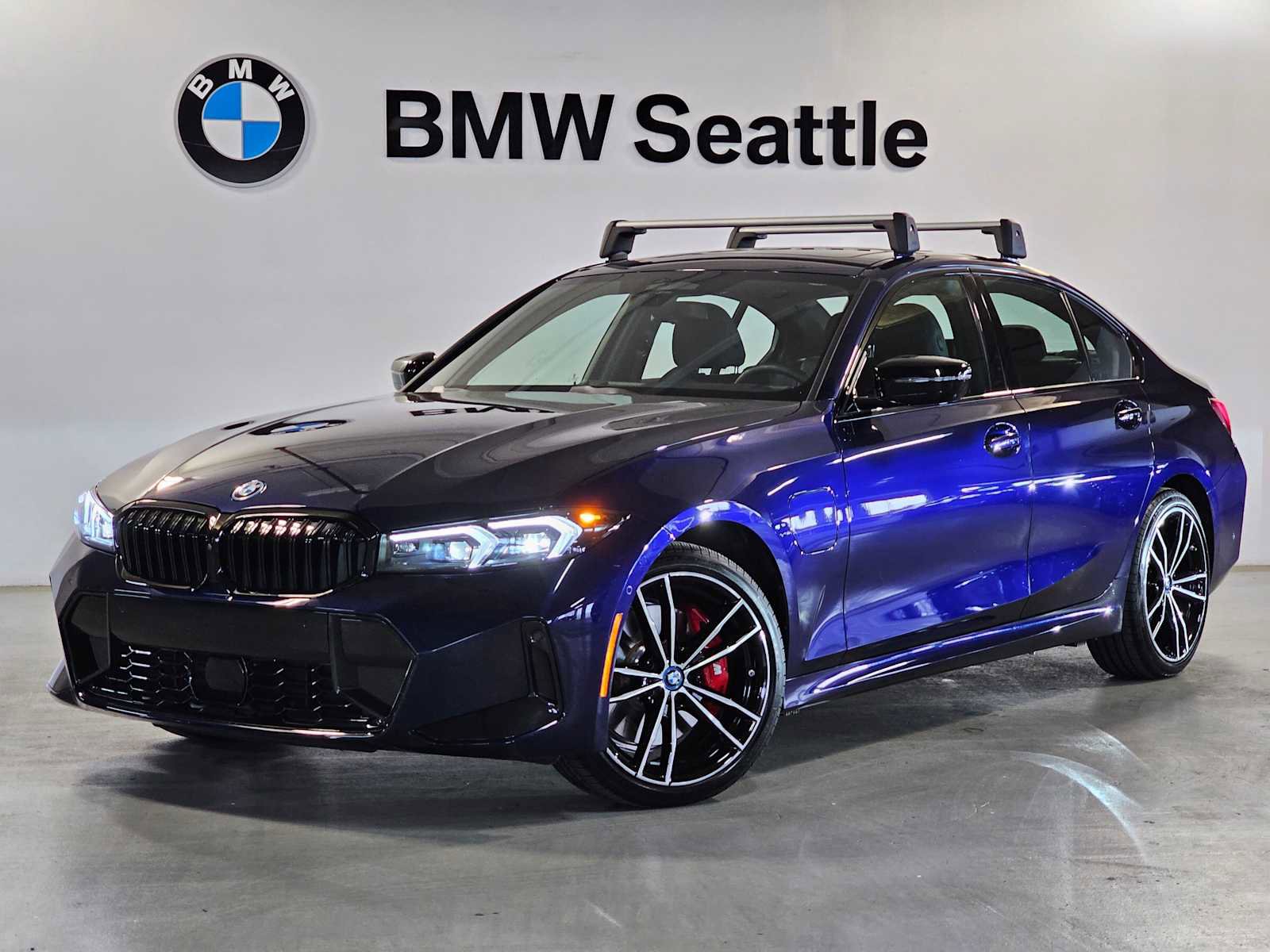 Used 2024 BMW 330e xDrive w/ Premium Package AWD/4WD image 1