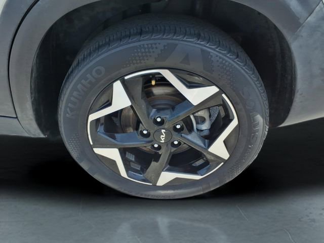 Used 2024 Kia Seltos EX AWD/4WD image 14
