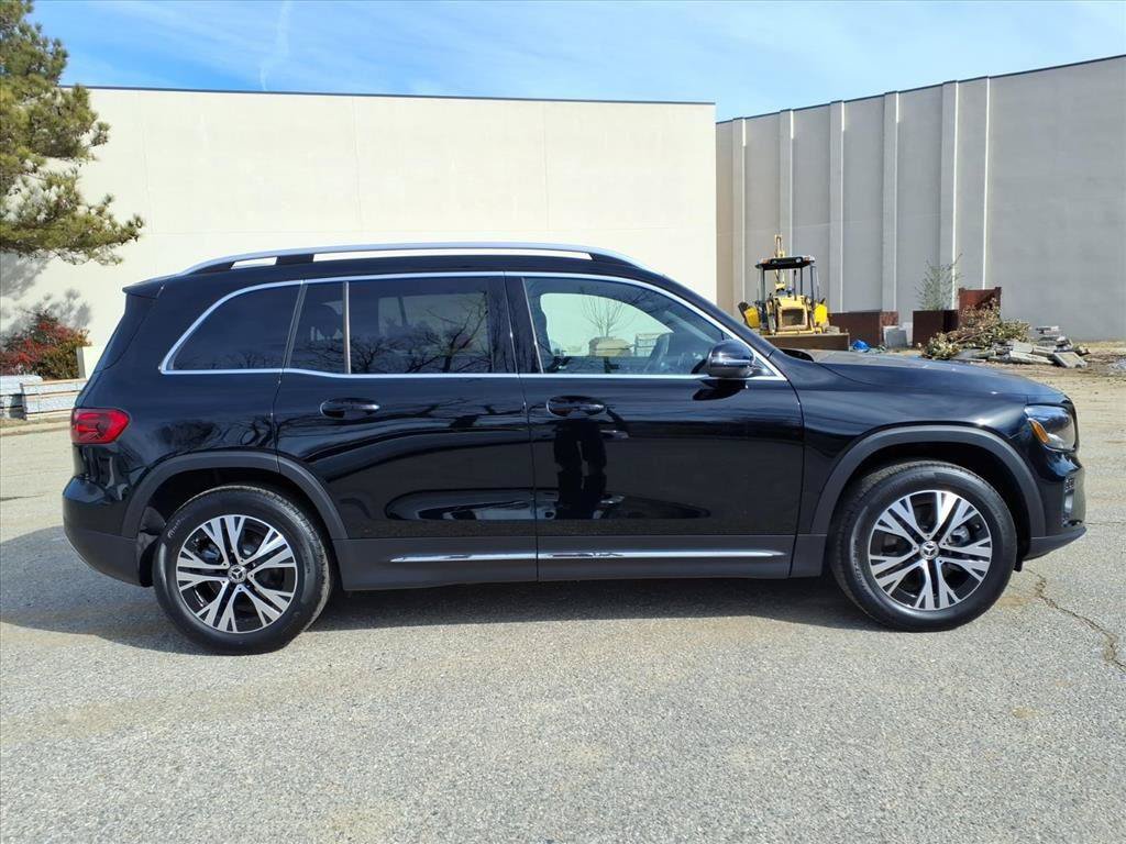 New 2026 Mercedes-Benz GLB 250 4MATIC image 6