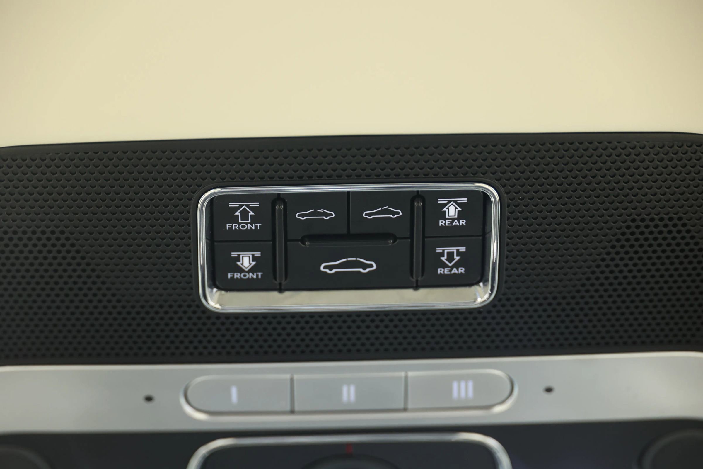 Used 2020 Bentley Flying Spur W12 w/ First Edition Specification image 72