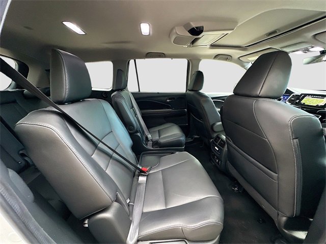 Used 2022 Honda Pilot Touring image 29