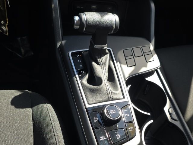 Used 2025 Kia Sportage LX image 14
